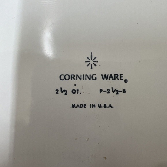 VTG Corning Ware Blue Cornflower 2 1/2 QT Casserole with Glass Lid P-2 1/2-B FS - Picture 8 of 12